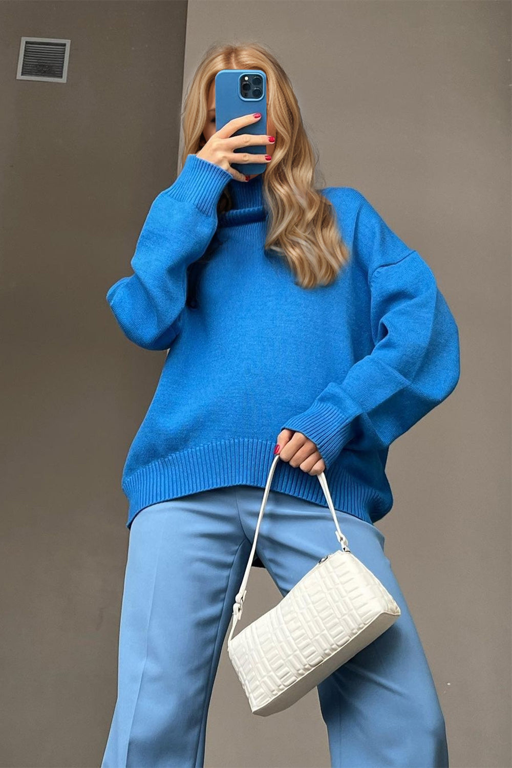 One Size Turtleneck Dropped Shoulder Long Sleeve Sweater