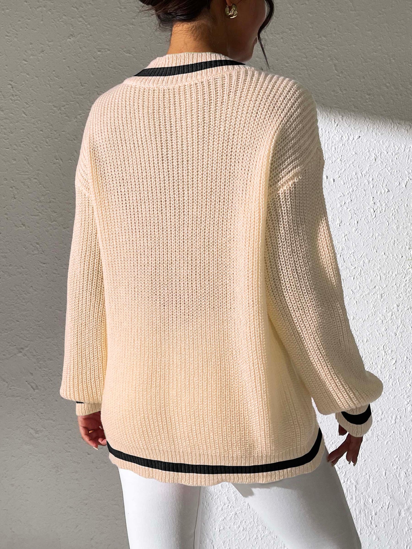 Contrast Trim V-Neck Sweater