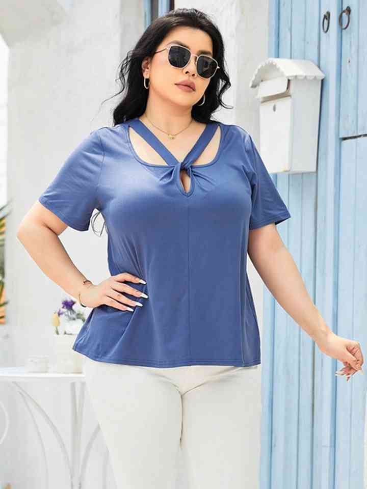 Chic Cutout Short Sleeve Top