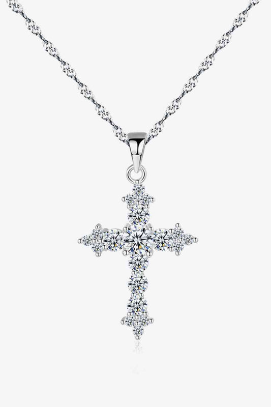 Beautifully Crafted Cross Pendant Necklace