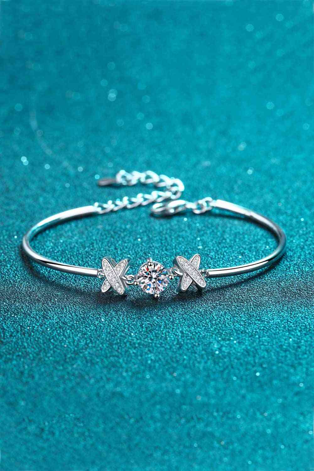 Hugs and Kisses 1 Carat Moissanite Bracelet