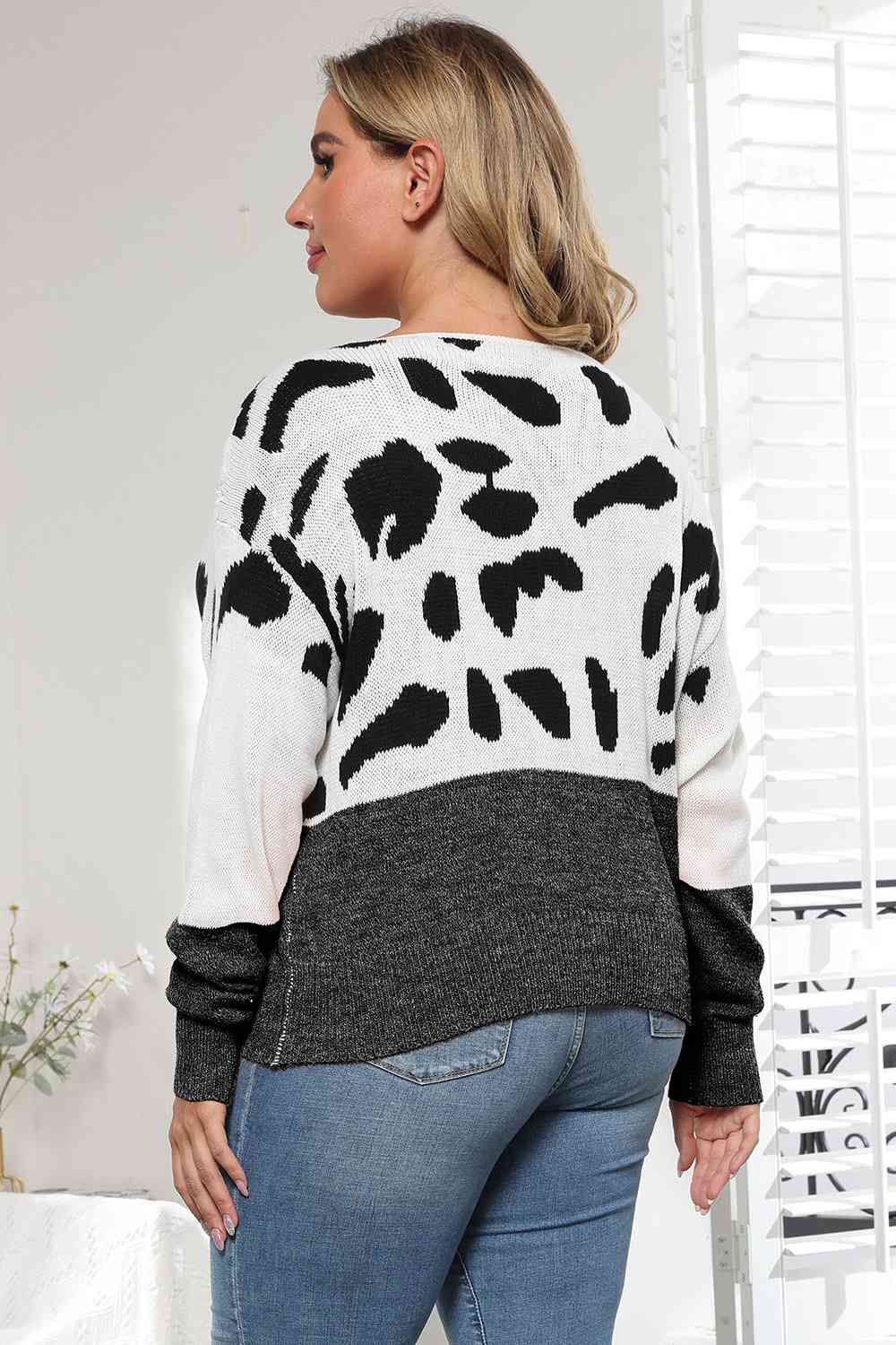 Charming Leopard Print Sweater